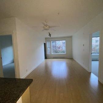 2 bedrooms and 2 baths - 975 sq ft condo at the Crossing. - Photo 3