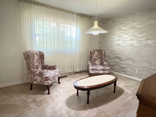 For Lease - 5 Basswood Road, Toronto, Ontario - Photo 1