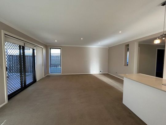 Spacious 3-Bedroom Home in a Quiet Location! - Photo 1