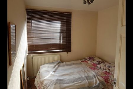 2 Bed Flat, Burns Road, S6 - Photo 3