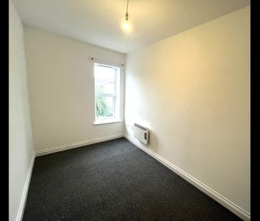 2 Bed Flat, Birkin Street, BS2 - Photo 3