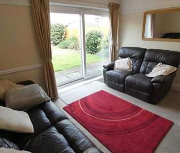 4 bedroom detached house to rent - Photo 3