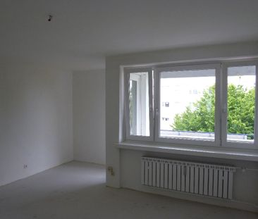 Entspannen mit Ausblick: 3-Zimmer-Wohnung mit Loggia - Foto 1