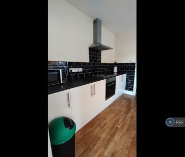 1 bedroom flat to rent - Photo 6