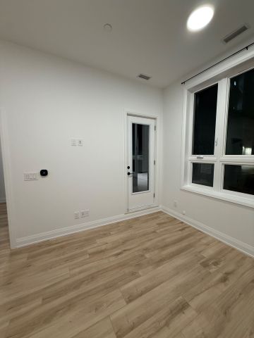 For Lease - 3250 Carding Mill Trail Unit# 101, Oakville, Ontario - Photo 2