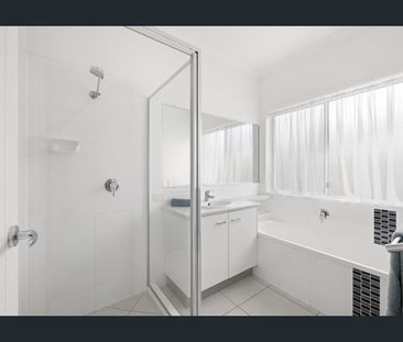 EASY CARE HOME READY FOR NEW TENANTS! - Photo 5