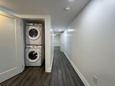 For Lease - 35 Vauxhall Drive Unit# Lower, Toronto, Ontario - Photo 3