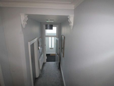 6 bedroom house of multiple occupation to rent - Photo 5