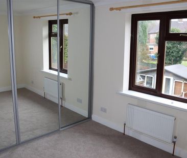 2 bedroom semi-detached house to rent - Photo 5