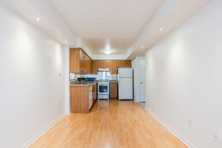 For Lease - 4620 Guildwood Way Unit# 12, Mississauga, Ontario - Photo 4