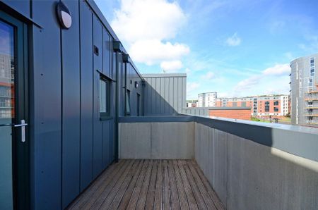 1 bedroom flat to rent - Photo 5