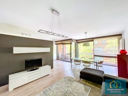 Appartement te huur - Foto 2