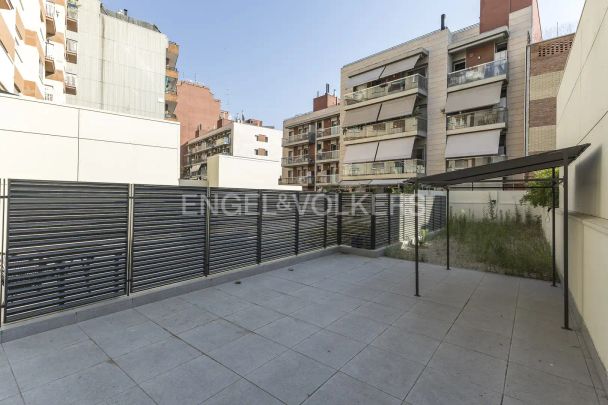 Piso de alquiler en Vallcarca i els Penitents - Photo 1