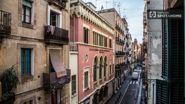 barcelona, Catalonia 08001 - Photo 1