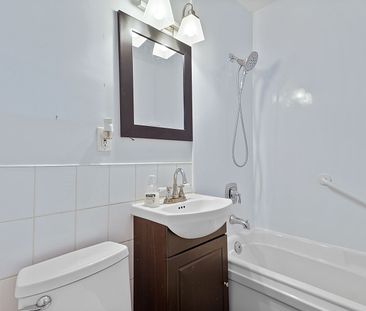 For Lease - 144 Admiral Road, Ajax, Ontario - Photo 2