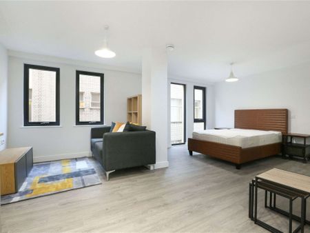 Furnished studio apartment in the popular Milliners development - Photo 3