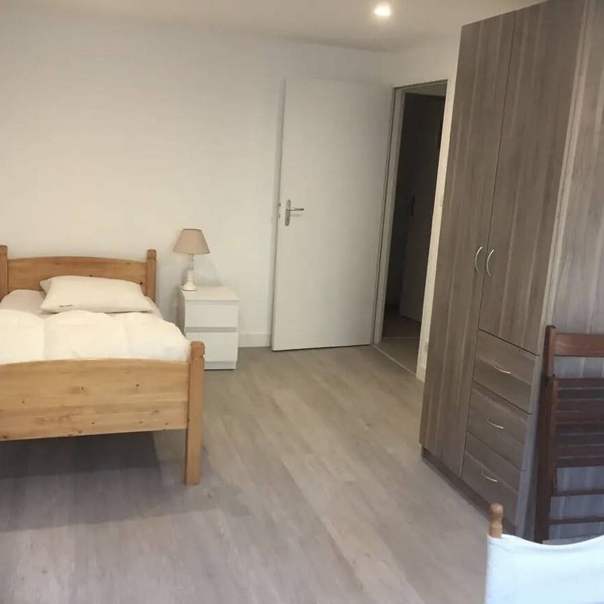 Loue chambre chez l habitant dans collocation - Photo 1