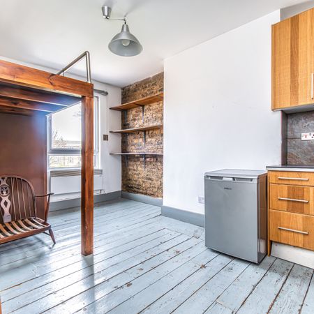 Upper Clapton Road, E5, London - Photo 3
