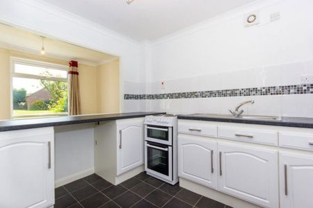 2 bedroom apartment to rent - Photo 4