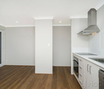 Near new and awaiting its next family - Photo 3