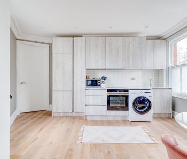 1 Bed Flat, Lillie Road, SW6 - Photo 4