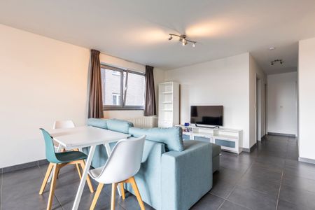 Instapklaar 3 slpk-appartement met garagebox in Turnhout - Photo 2