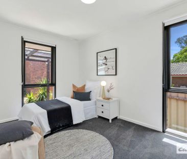 Update family living! - Photo 6