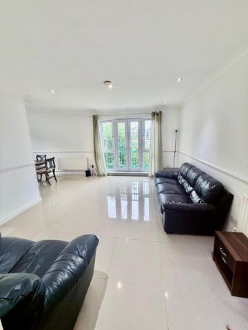 1 bedroom flat to rent - Photo 3