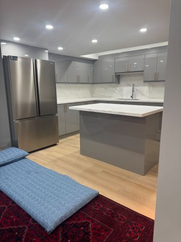 For Lease - 8 Slater Mill Place, Hamilton, Ontario - Photo 2