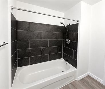 9125 Av. de l'Esplanade - Photo 3