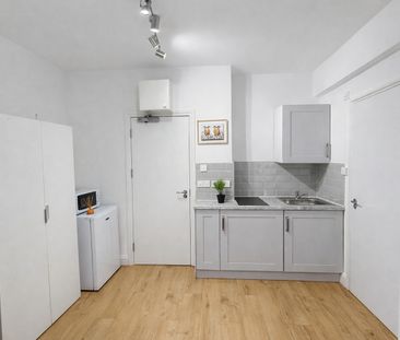 Studio Flat, London, W3 - Photo 4