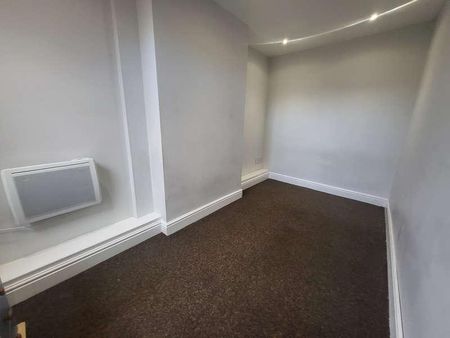 Chorlton, Manchester, Manchester, M21 - Photo 2