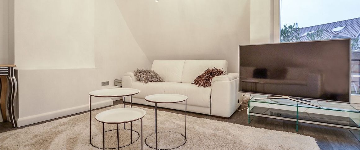 Beste Lage im Belgischen Viertel! Möblierte Wohnung auf 2 Ebenen - Photo 1