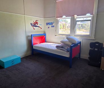 Centrally located - Photo 3