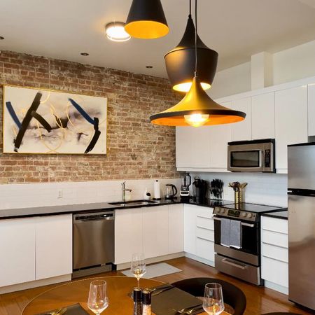 Appartement spacieux 2 chambres dans le Vieux-Montréal - Photo 3