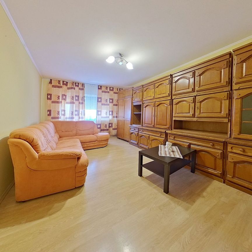 Apartament spatios si luminos cu 2 camere, zona Alfa - de inchiriat - Fotografie 1