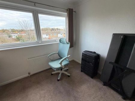 4 bedroom townhouse to rent - Photo 2