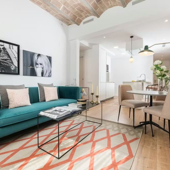 Carrer de Bordeus, Barcelona, Catalonia 08029 - Foto 1