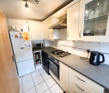 Whitehall Road, Bristol - Photo 1