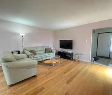 For Lease - 53 Empringham Crescent, Markham, Ontario - Photo 5