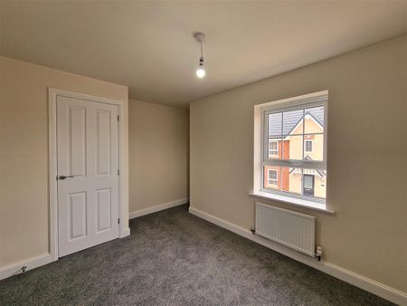 Dionard Drive, LE19, Leicester - Photo 2