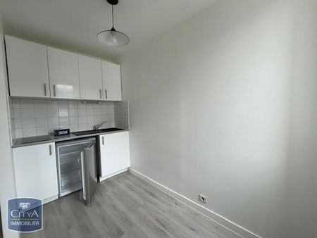 Location Appartement 1 pièce 27m² POITIERS 86000 - Photo 3