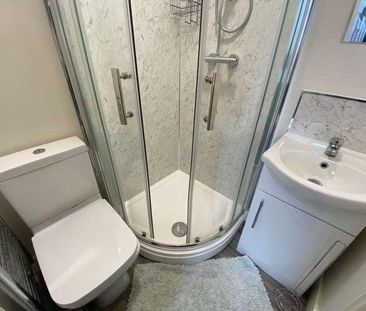 Chelmsford Drive, Room Three, Doncaster, DN2 - Photo 3