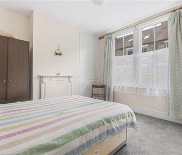 3 bedroom terraced house to rent - Photo 4