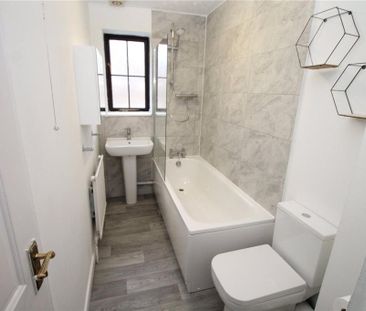 2 bedroom terraced house to rent - Photo 6