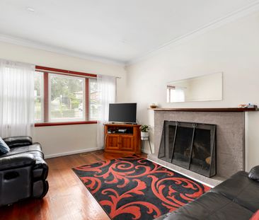 52 Heathmont Road, Heathmont VIC 3135 - House For Rent | Domain - Photo 5