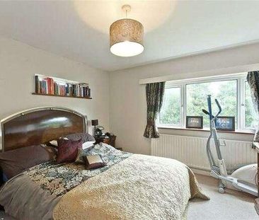 Sandy Lane, Cobham, Surrey, KT11 - Photo 5