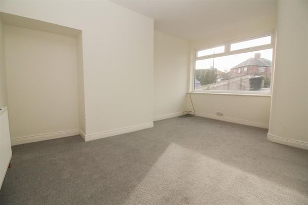 2 Bedroom House - Semi-Detached - Photo 1