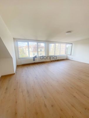 Pronájem bytu 3+1 134 m², Na líše, Praha - Photo 1