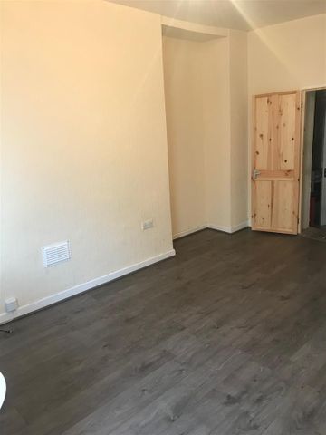 Studio Flat For rent - Photo 3